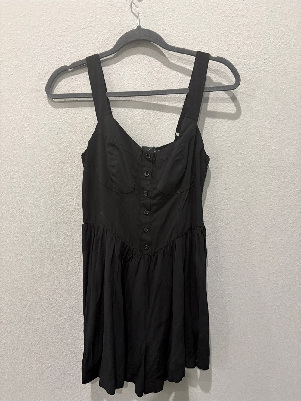 Black Sleeveless Button-Front Women’s Romper
